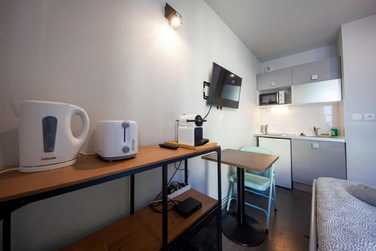 Le Petit Hector -Studio Cosy Avec Parking -Debourg Apartment Lyon Ngoại thất bức ảnh