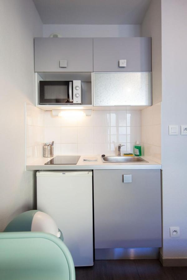 Le Petit Hector -Studio Cosy Avec Parking -Debourg Apartment Lyon Ngoại thất bức ảnh