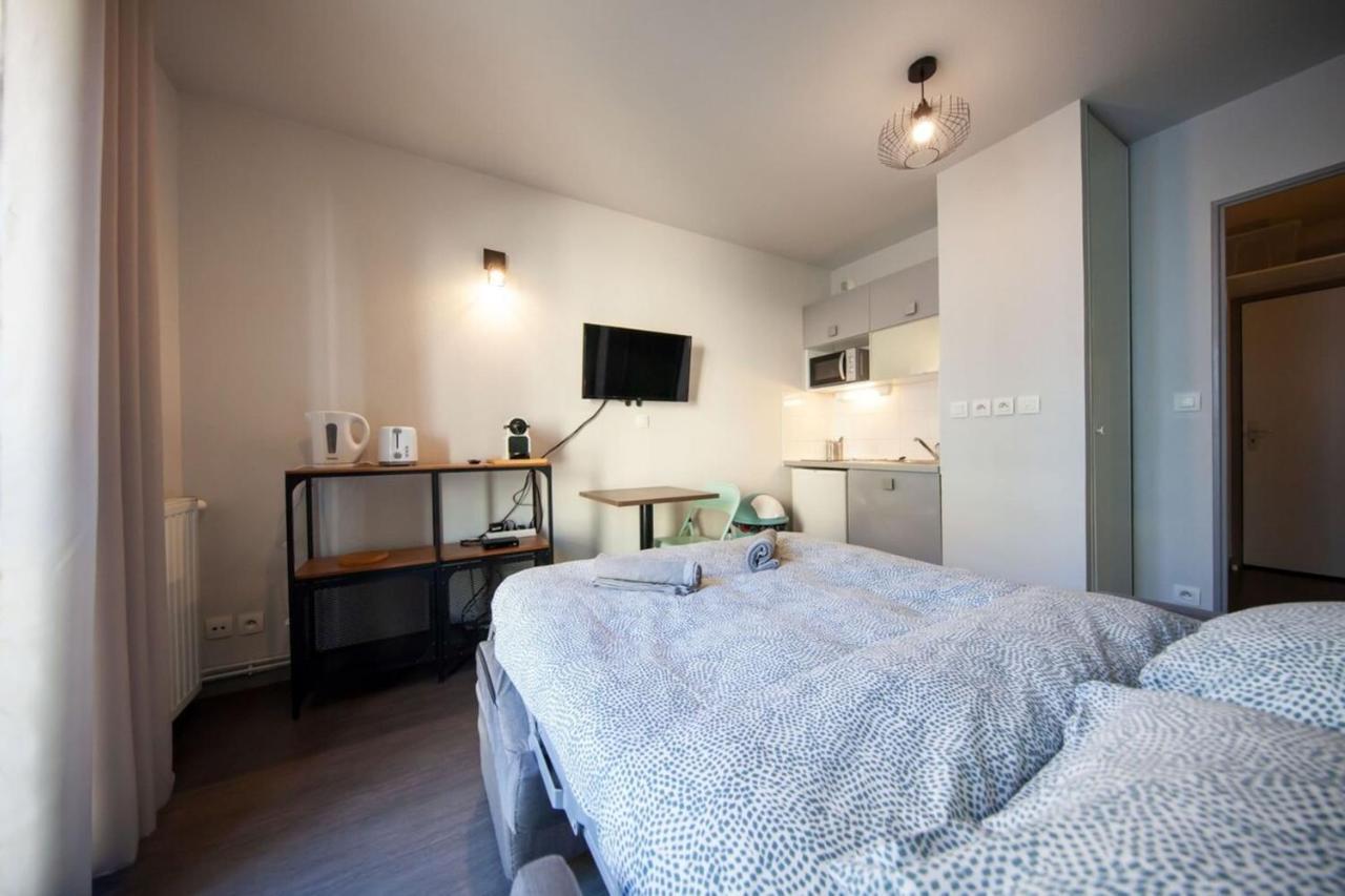 Le Petit Hector -Studio Cosy Avec Parking -Debourg Apartment Lyon Ngoại thất bức ảnh